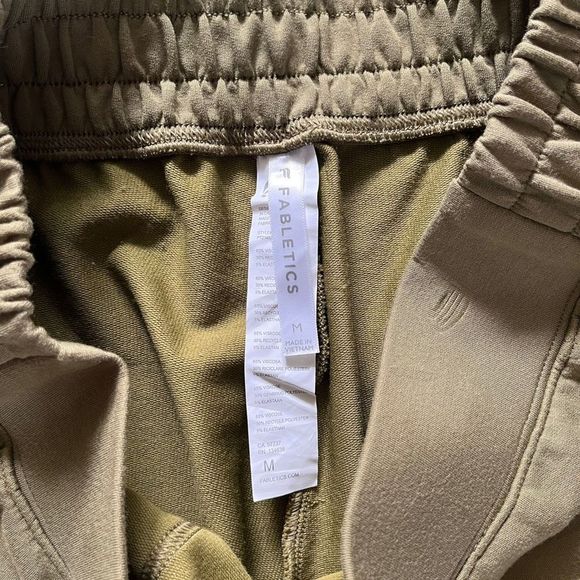 Fabletics Gemma Joggers Medium Green Womens Athleisure Terry Pants Stretch - Picture 2 of 13